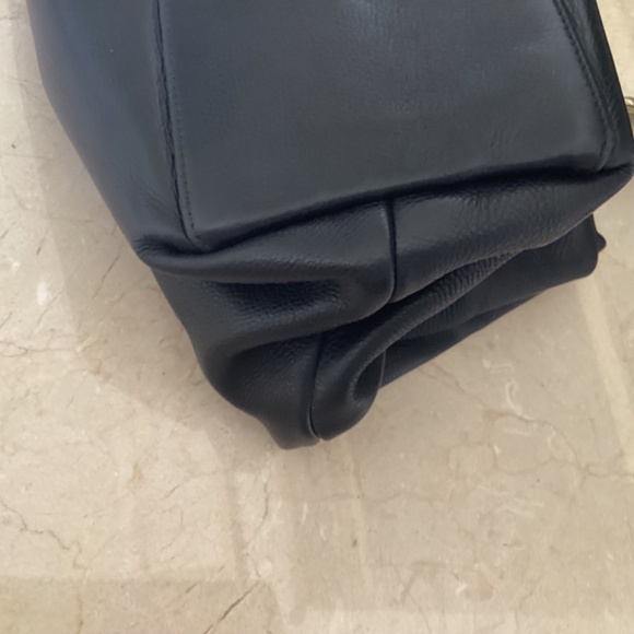 Chanel Vintage Lambskin Tote - Picture 6 of 7